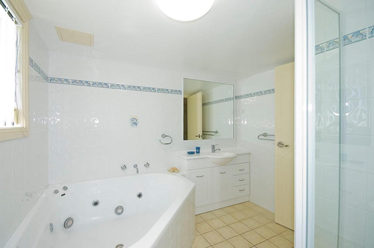 Mirage 602 * Tuncurry